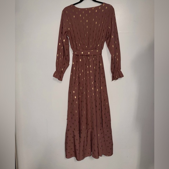 Blush Pink Long Sleeve Maxi Dress with Gold Accents and removable sash size L-G - Picture 3 of 4